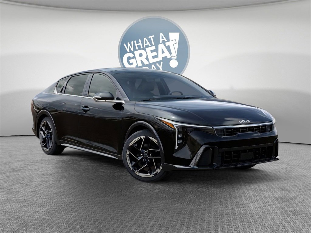 New 2025 Kia K4 GT-Line image 8