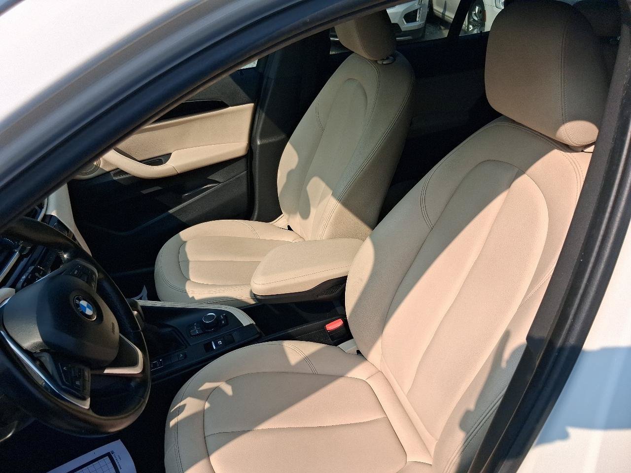 Used 2018 BMW X1 xDrive28i AWD/4WD image 9