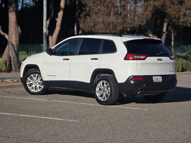 Used 2016 Jeep Cherokee Sport image 12
