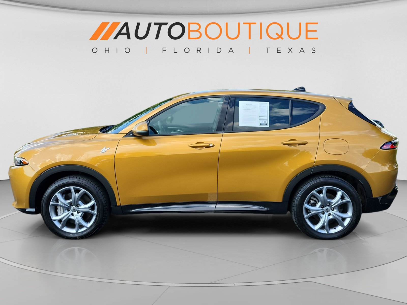 Used 2024 Dodge Hornet R/T AWD/4WD image 2