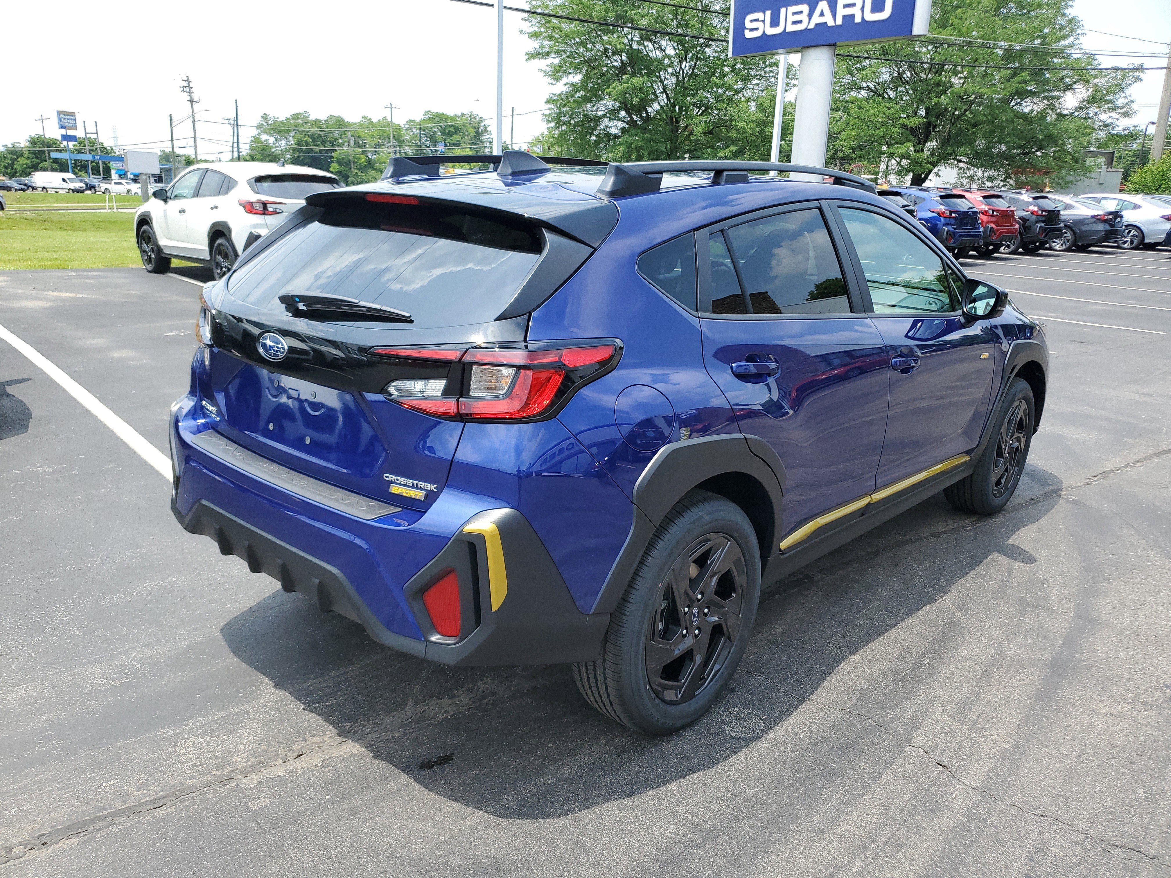 Used 2025 Subaru Crosstrek 2.5i Sport w/ Crosstrek Mirror Package image 3