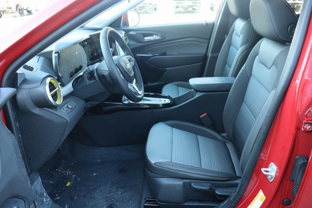 New 2026 Chevrolet Trax LT w/ LT Convenience Package image 5