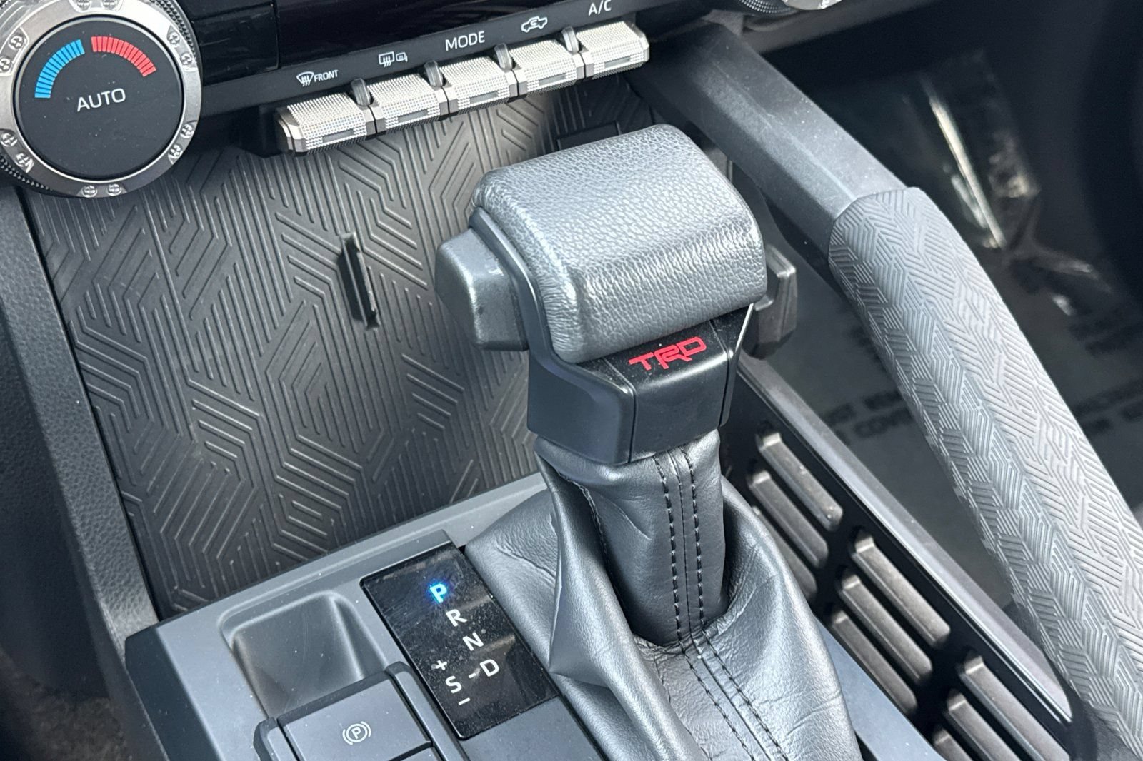 Certified 2024 Toyota Tacoma TRD Sport AWD/4WD image 26