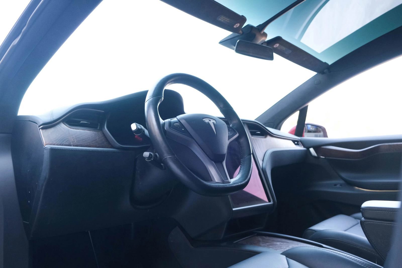 Used 2018 Tesla Model X 75D image 19