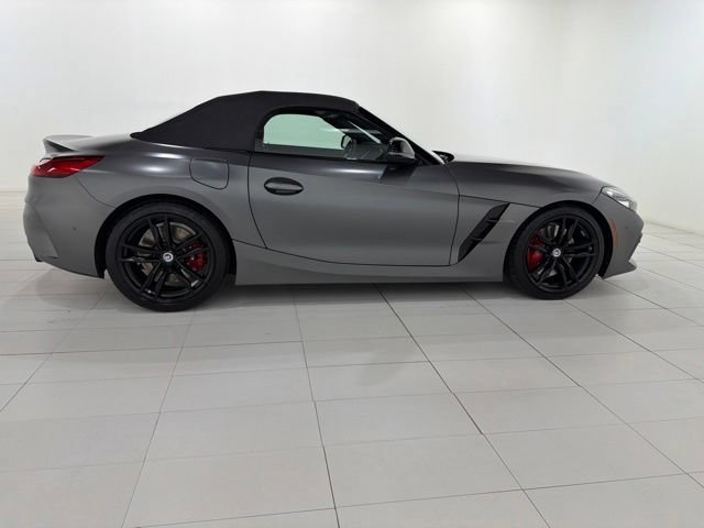 Used 2022 BMW Z4 M40i w/ Premium Package RWD image 8