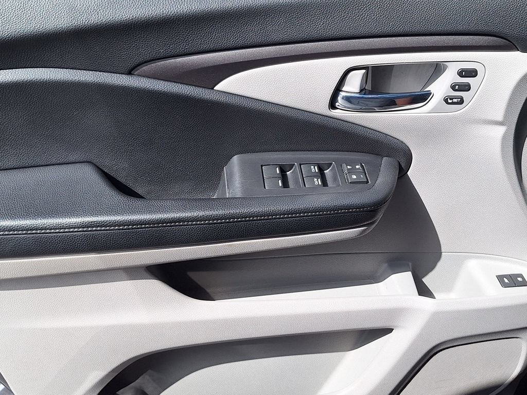 Used 2019 Honda Pilot EX-L image 9