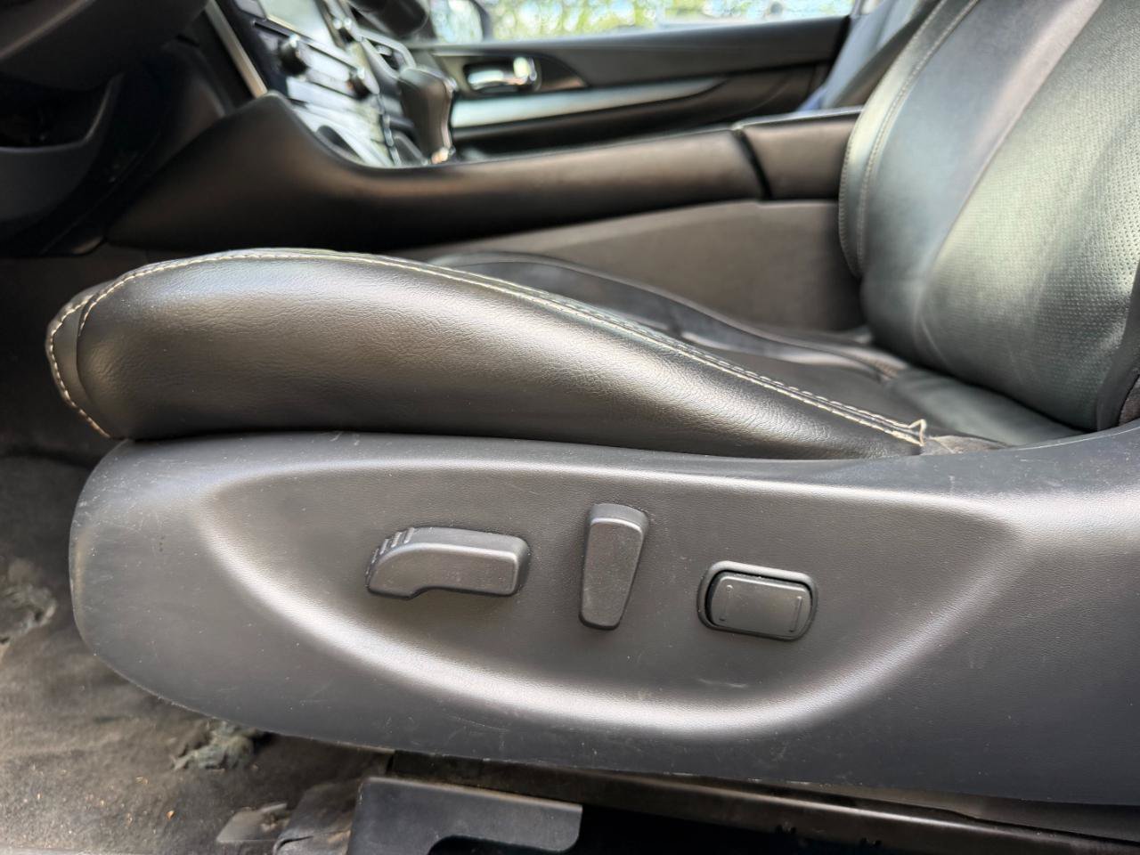 Used 2017 Nissan Maxima 3.5 SV FWD image 22