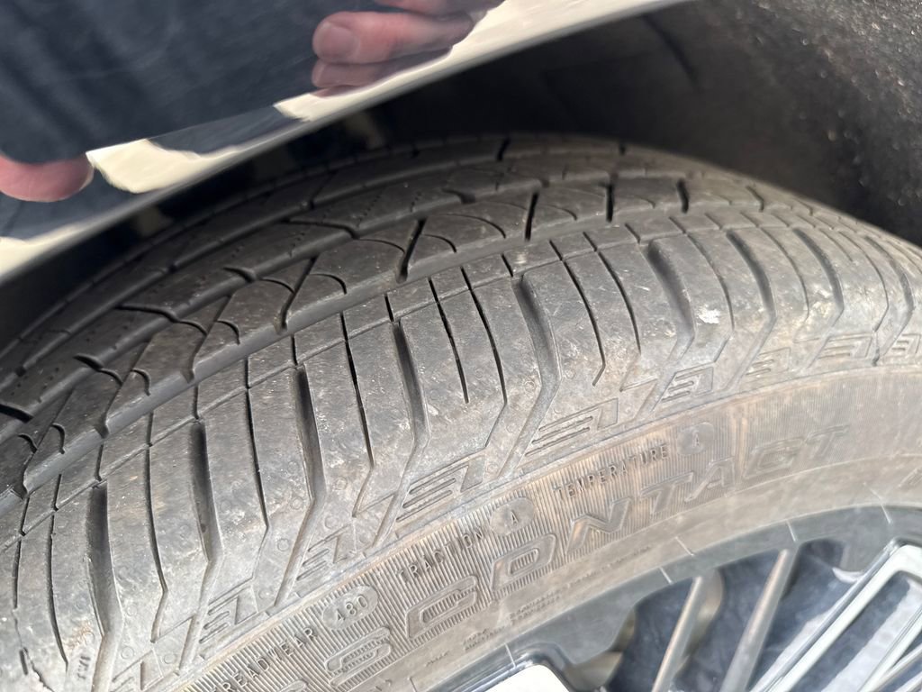 Certified 2024 Chevrolet Blazer RS w/ Driver Confidence II Package image 35