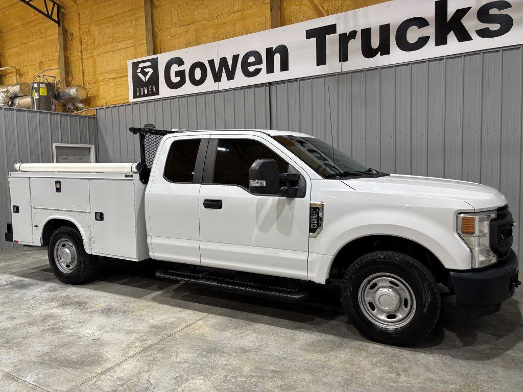 Used 2020 Ford F250 XL w/ Power Equipment Group image 3