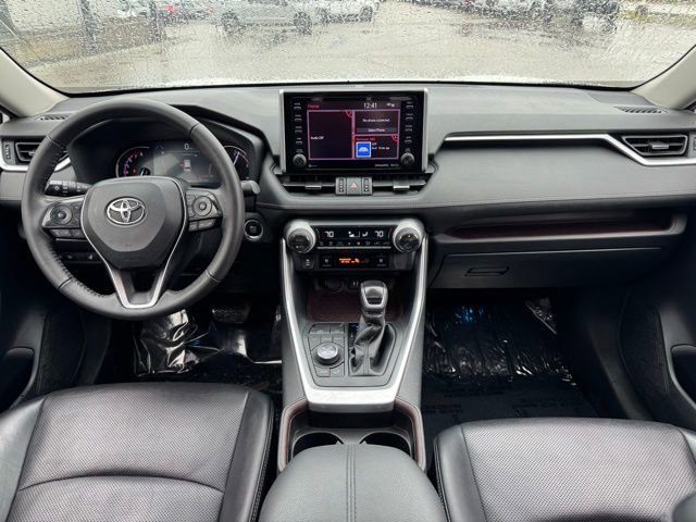 Used 2019 Toyota RAV4 Limited w/ Cold Weather Package image 7
