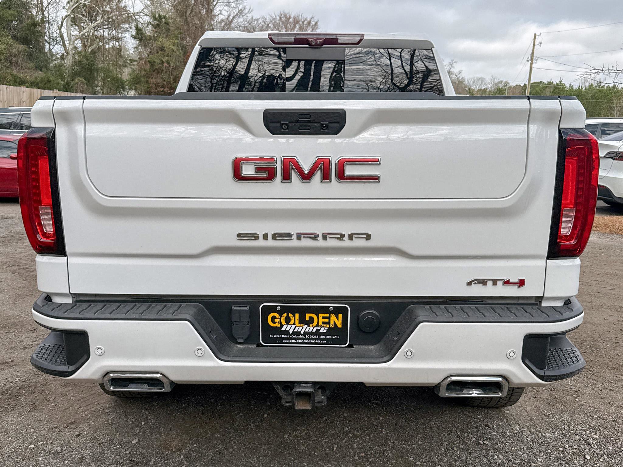 Used 2021 GMC Sierra 1500 AT4 w/ AT4 Premium Package image 9