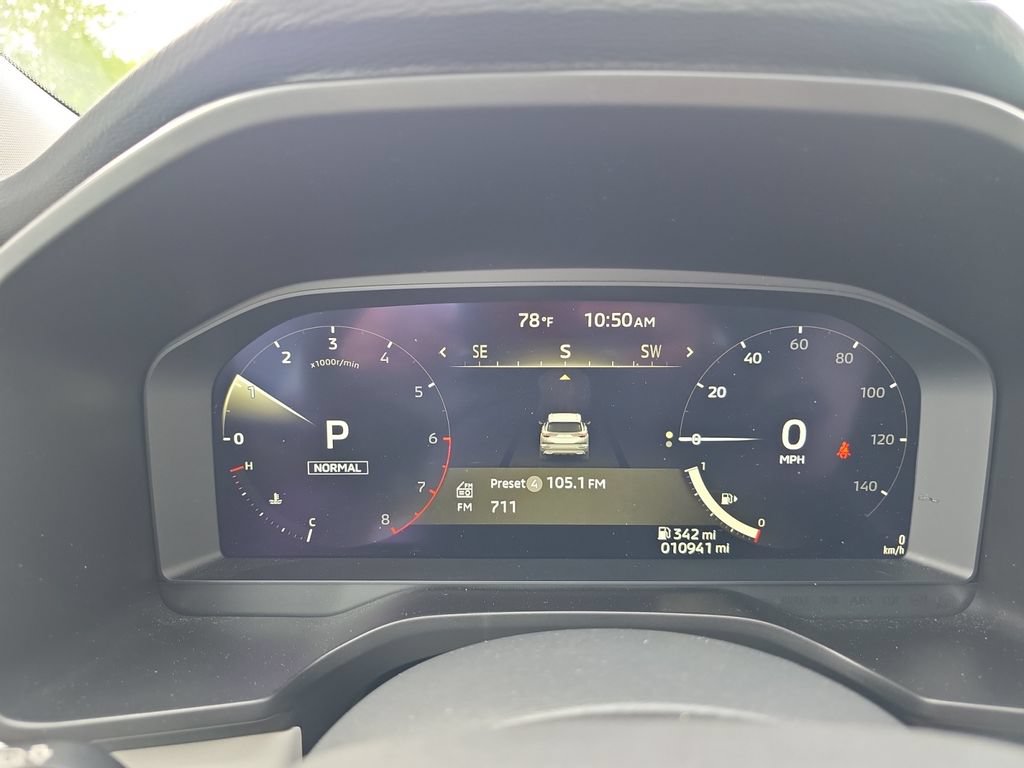 Used 2025 Mitsubishi Outlander SE FWD image 16
