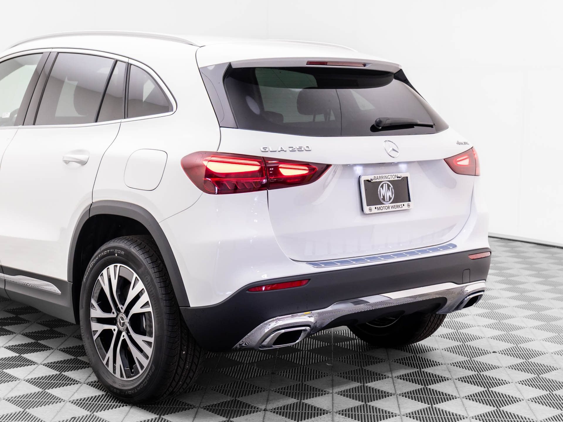 New 2025 Mercedes-Benz GLA 250 4MATIC image 31