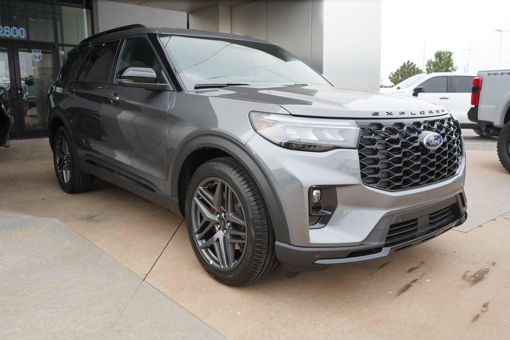 New 2026 Ford Explorer ST AWD/4WD image 2
