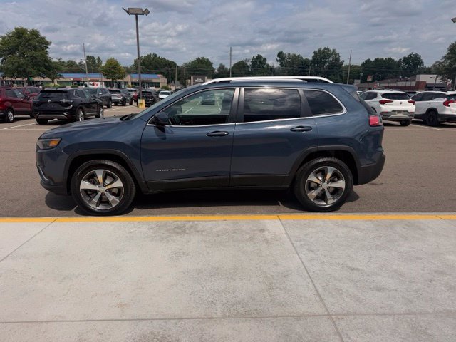 Used 2019 Jeep Cherokee Limited AWD/4WD image 9