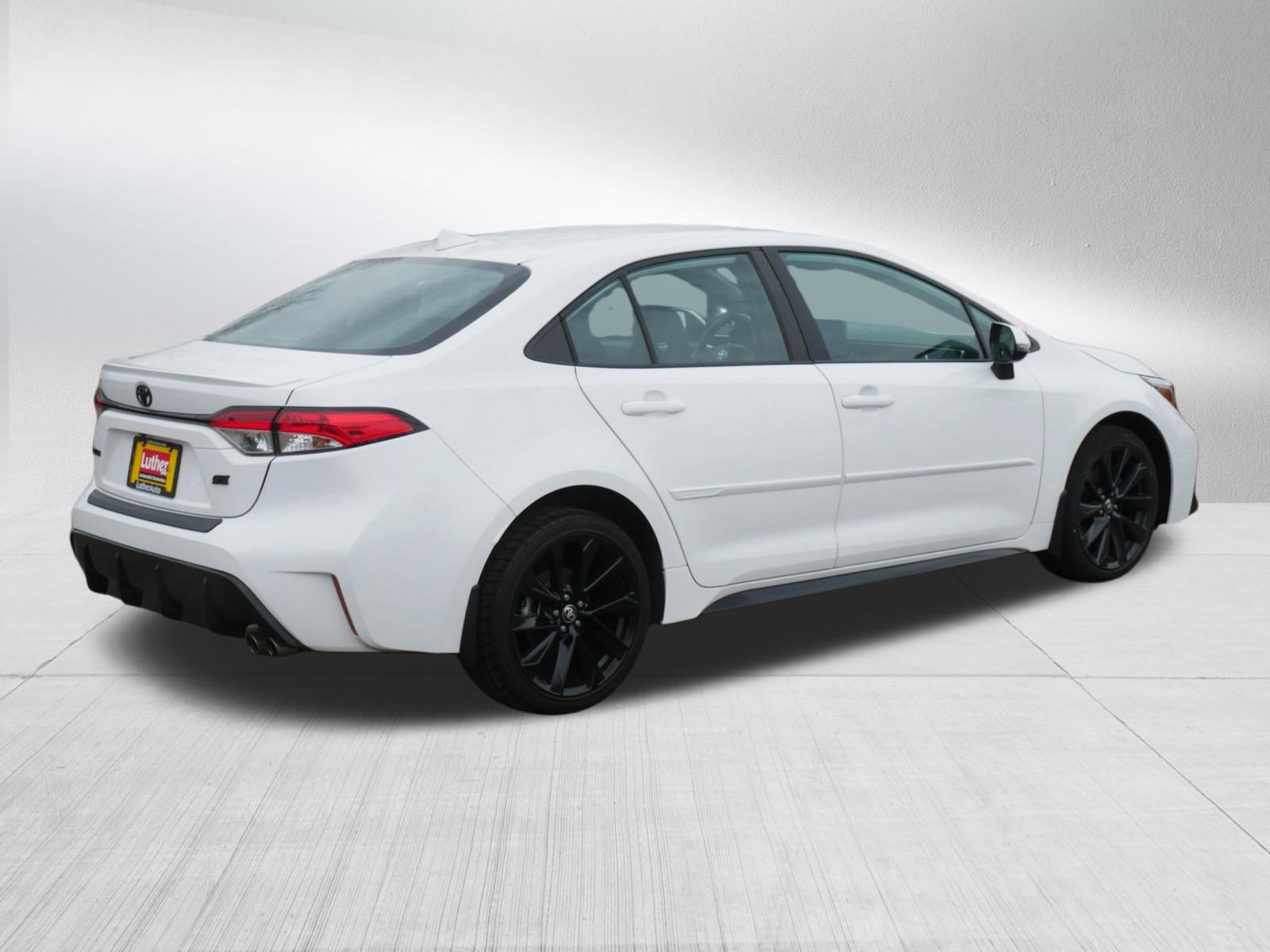 Used 2023 Toyota Corolla SE image 7