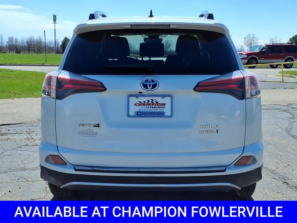 Used 2018 Toyota RAV4 Limited w/ Advanced Technology Package image 5