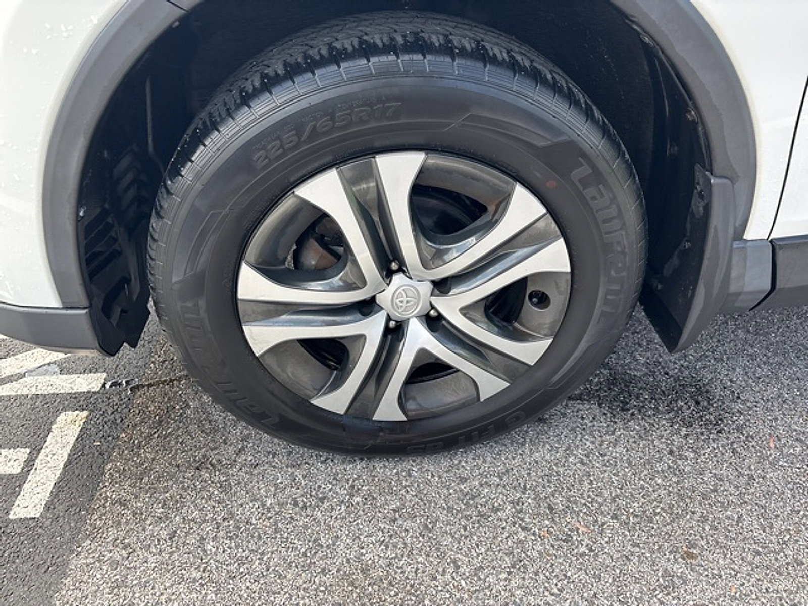 Used 2017 Toyota RAV4 LE w/ All Weather Liner Package AWD/4WD image 19