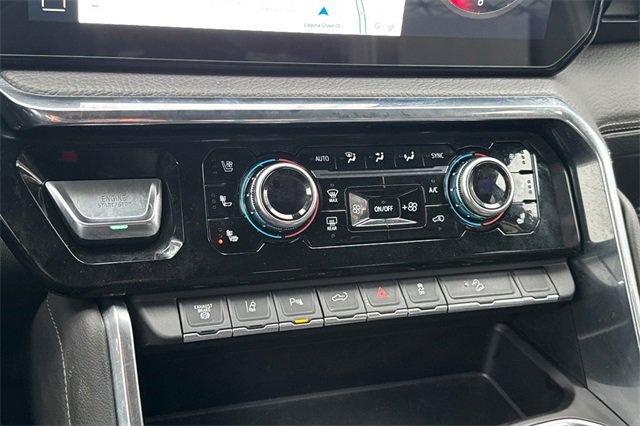 Used 2025 GMC Sierra 2500 Denali image 28