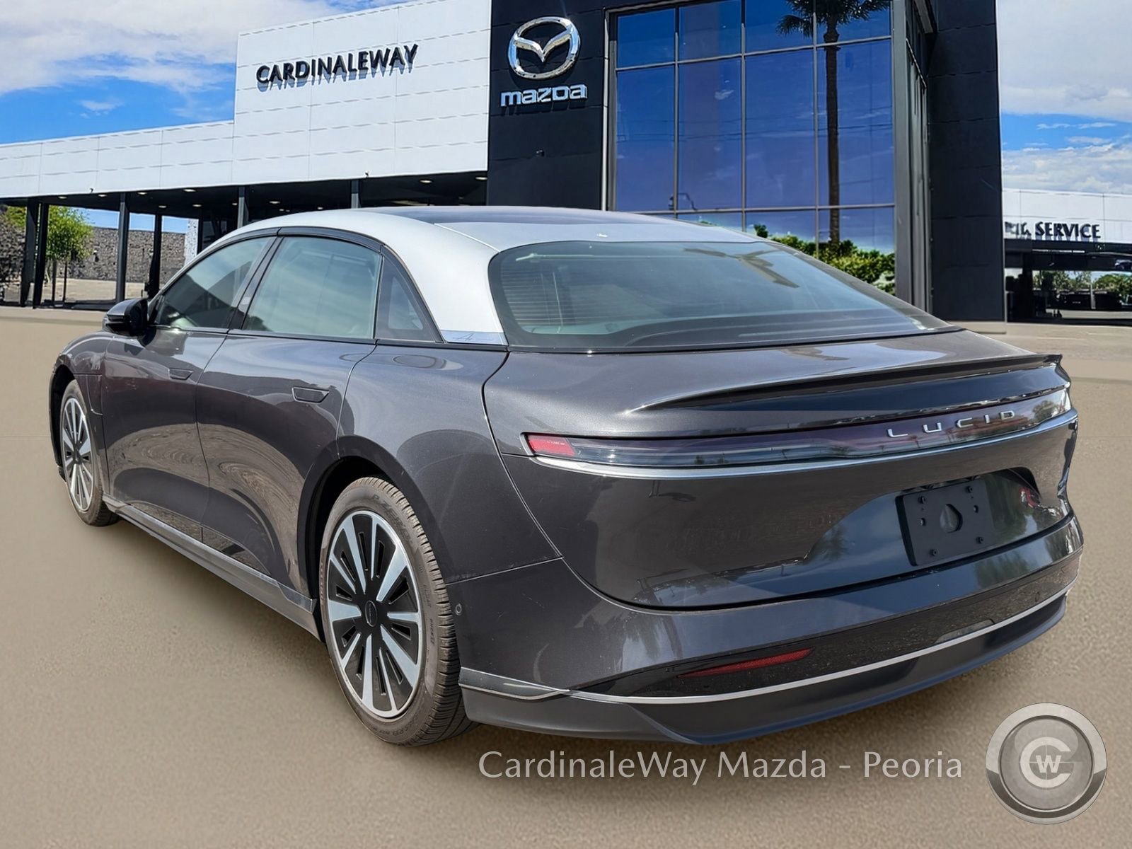 Used 2023 Lucid Air Touring AWD/4WD image 2