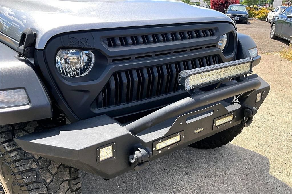 Used 2020 Jeep Gladiator Sport w/ Quick Order Package 24S AWD/4WD image 32