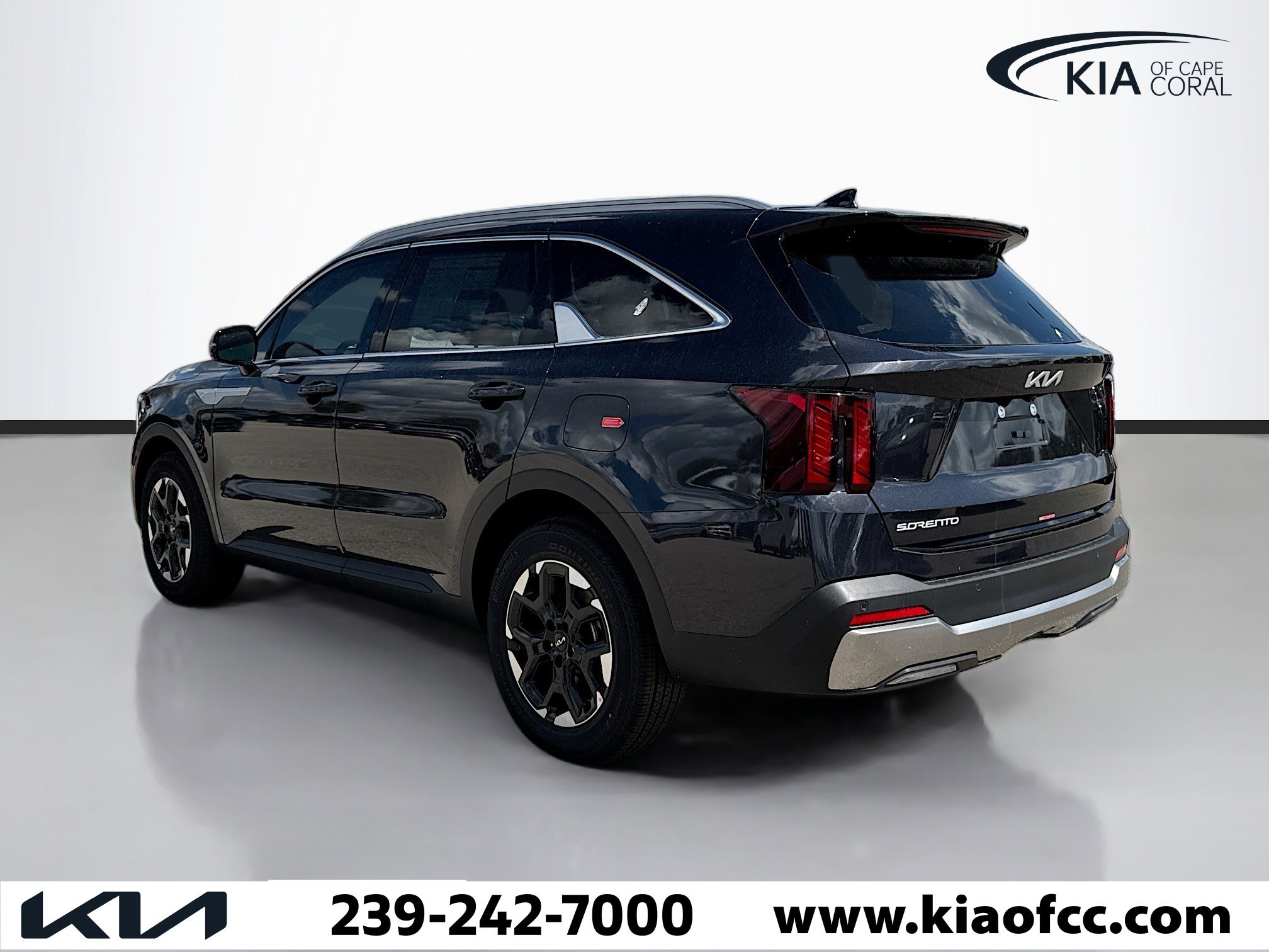 New 2026 Kia Sorento S w/ S Panoramic Sunroof Package FWD image 4