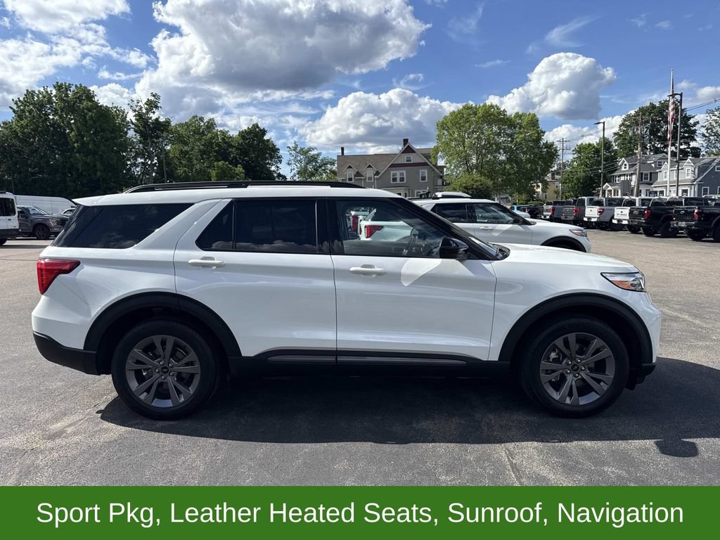 Used 2022 Ford Explorer XLT w/ Equipment Group 202A AWD/4WD image 10