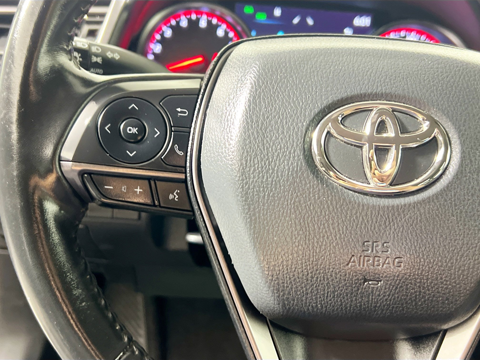 Used 2023 Toyota Camry XSE image 18