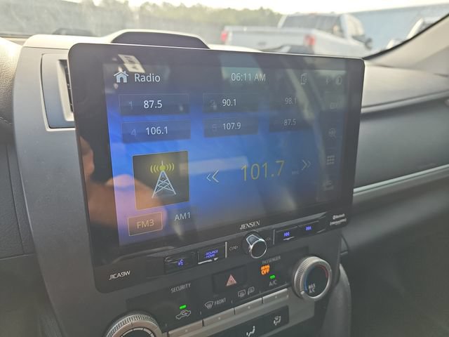 Used 2014 Toyota Camry SE w/ Moonroof Package FWD image 17