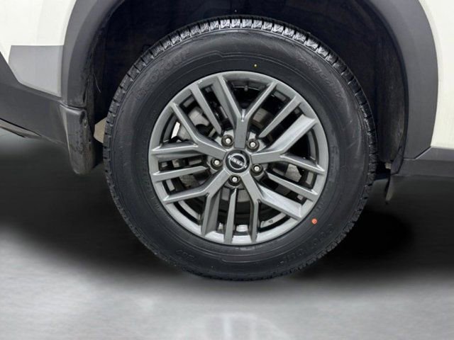 Used 2022 Nissan Rogue S FWD image 31