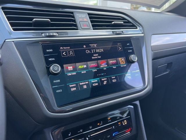 Certified 2023 Volkswagen Tiguan SE R-Line image 15