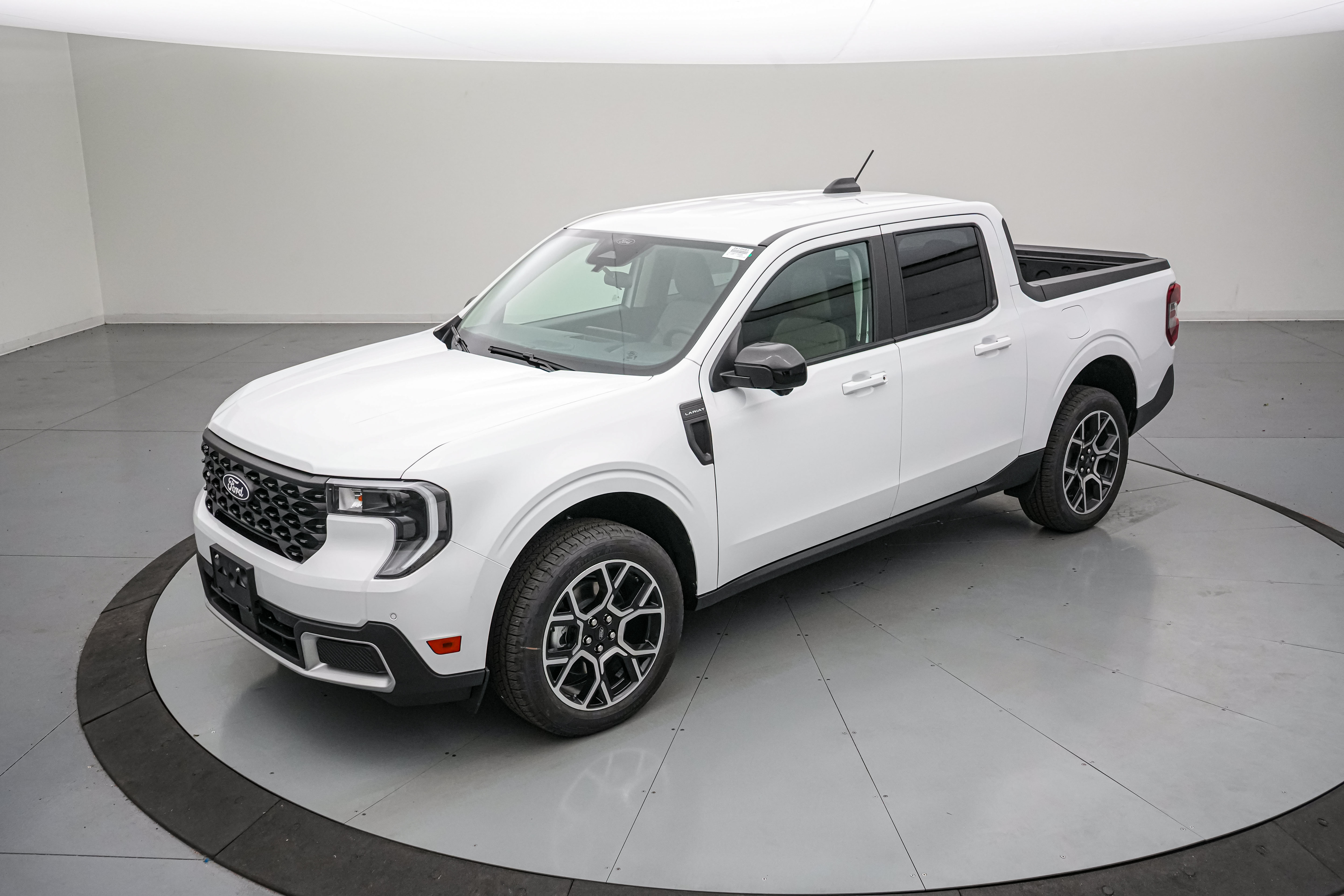 New 2026 Ford Maverick Lariat AWD/4WD image 9