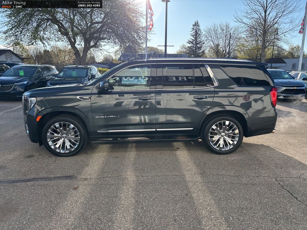 Used 2021 GMC Yukon Denali w/ Denali Ultimate Package AWD/4WD image 8