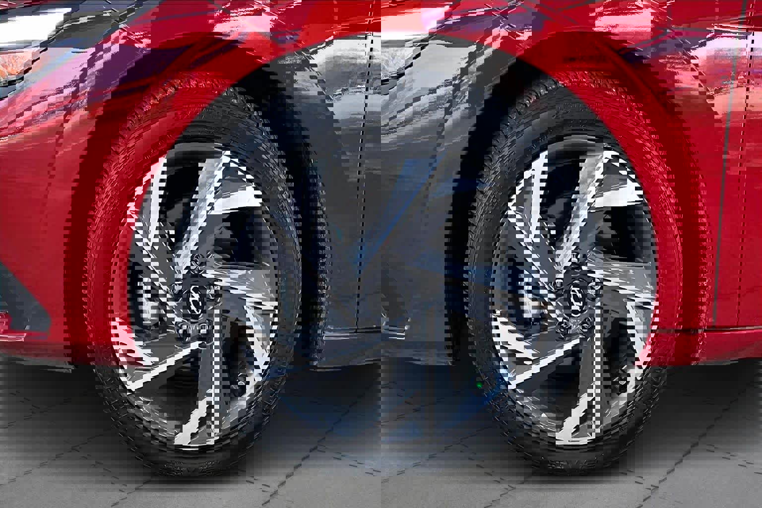 Used 2025 Hyundai Elantra Sport image 10