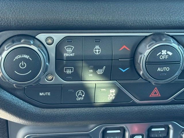 New 2026 Jeep Gladiator Sport AWD/4WD image 20