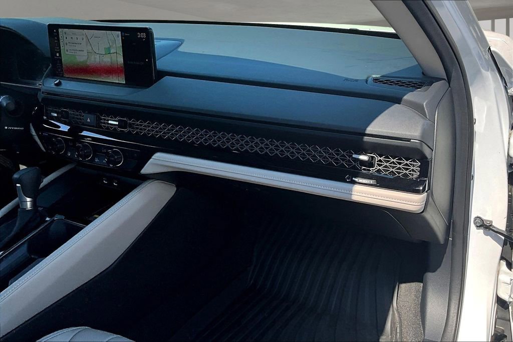 Certified 2025 Honda Accord Touring image 26