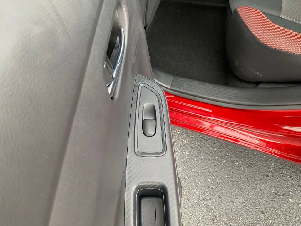 New 2025 Nissan Versa SR w/ Trunk Package image 16