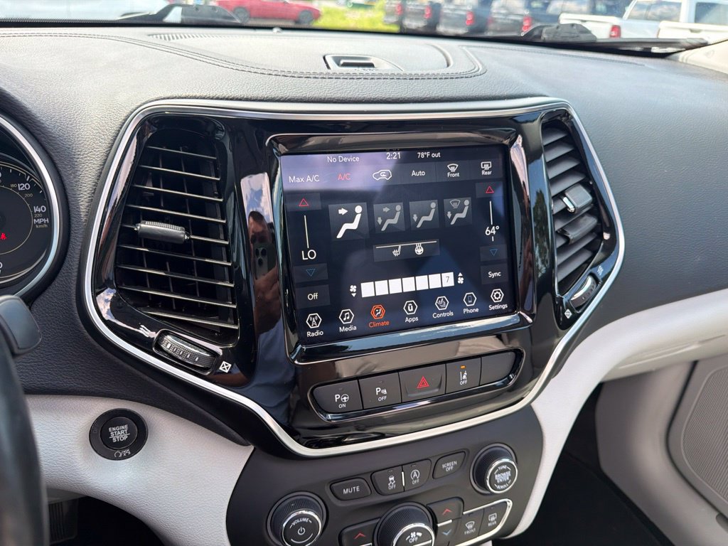 Used 2021 Jeep Cherokee Limited AWD/4WD image 33