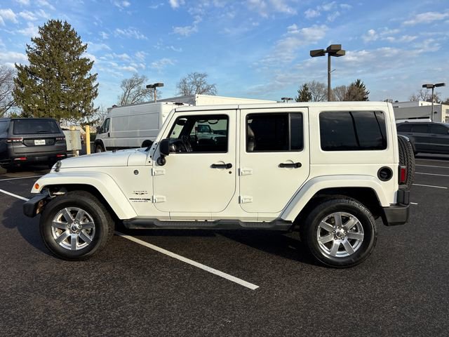 Used 2018 Jeep Wrangler Unlimited Sahara w/ Connectivity Group image 5