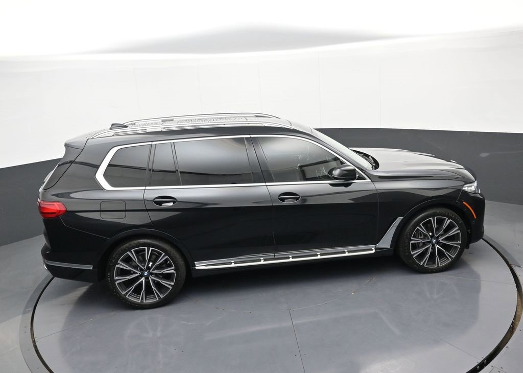 Used 2022 BMW X7 xDrive40i w/ Cold Weather Package image 37