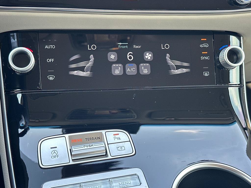New 2027 Genesis GV70 2.5T AWD/4WD image 20