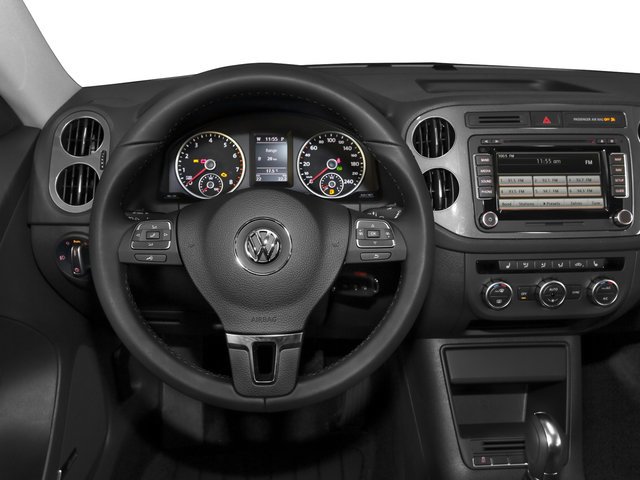 Used 2017 Volkswagen Tiguan SEL AWD/4WD image 10