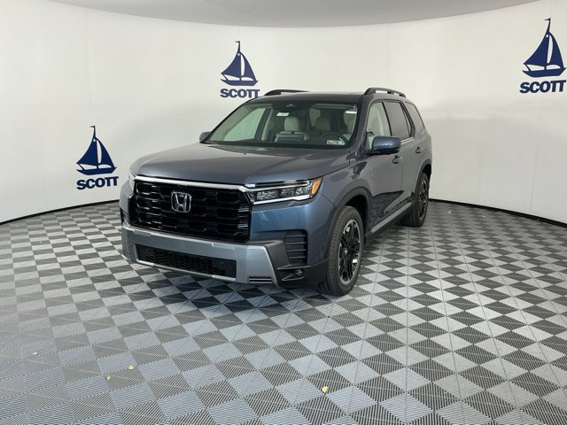 New 2026 Honda Pilot Touring image 3