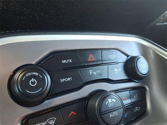 Used 2022 Dodge Challenger GT image 13