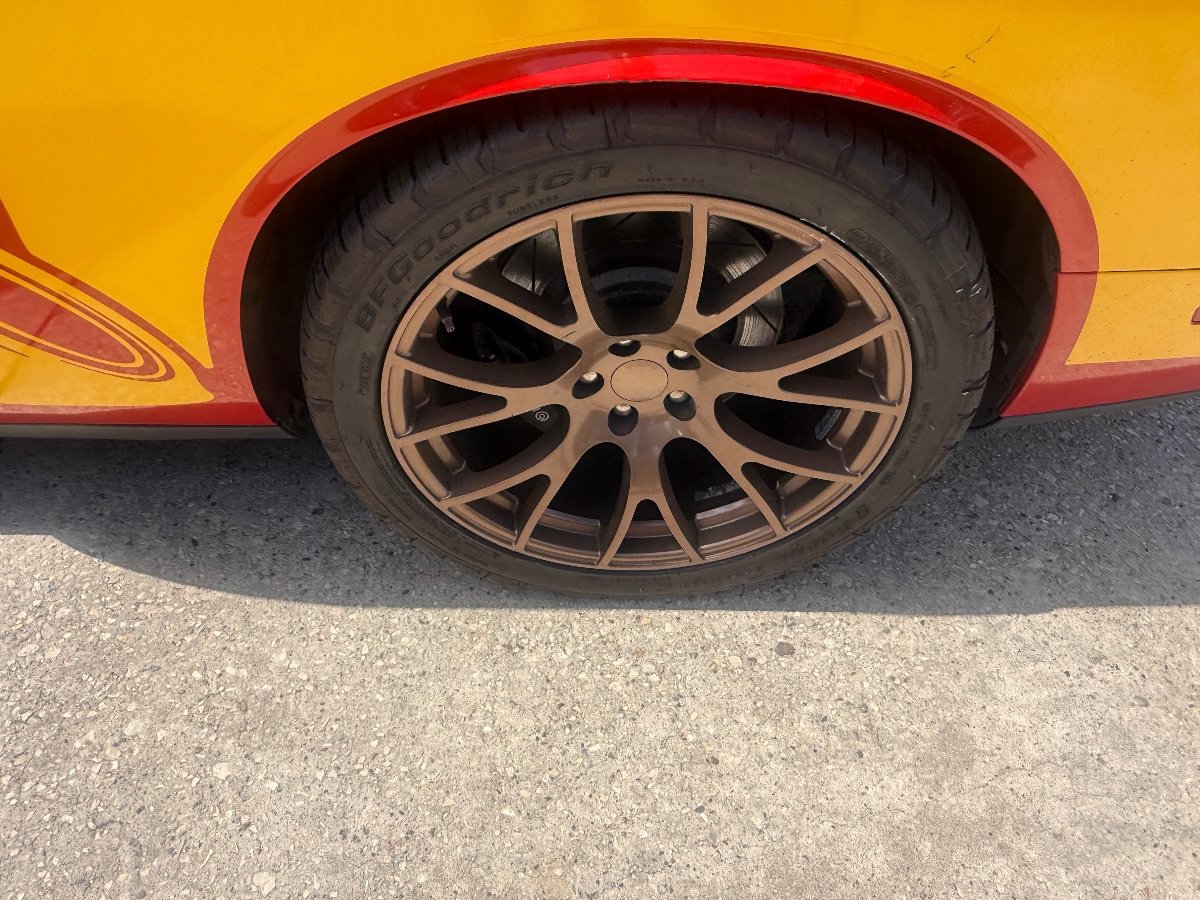 Used 2015 Dodge Challenger R/T Scat Pack RWD image 10