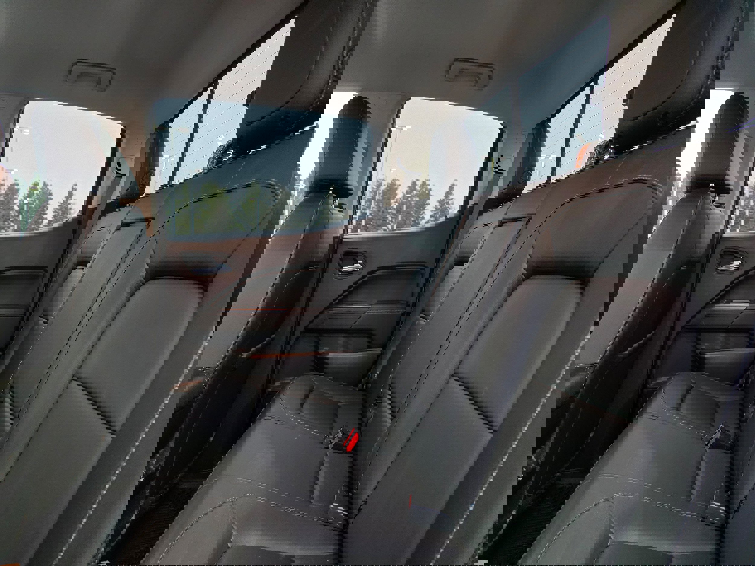 Used 2020 GMC Canyon SLT w/ Driver Alert Package image 11