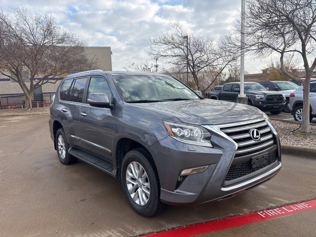 Used 2016 Lexus GX 460 image 3