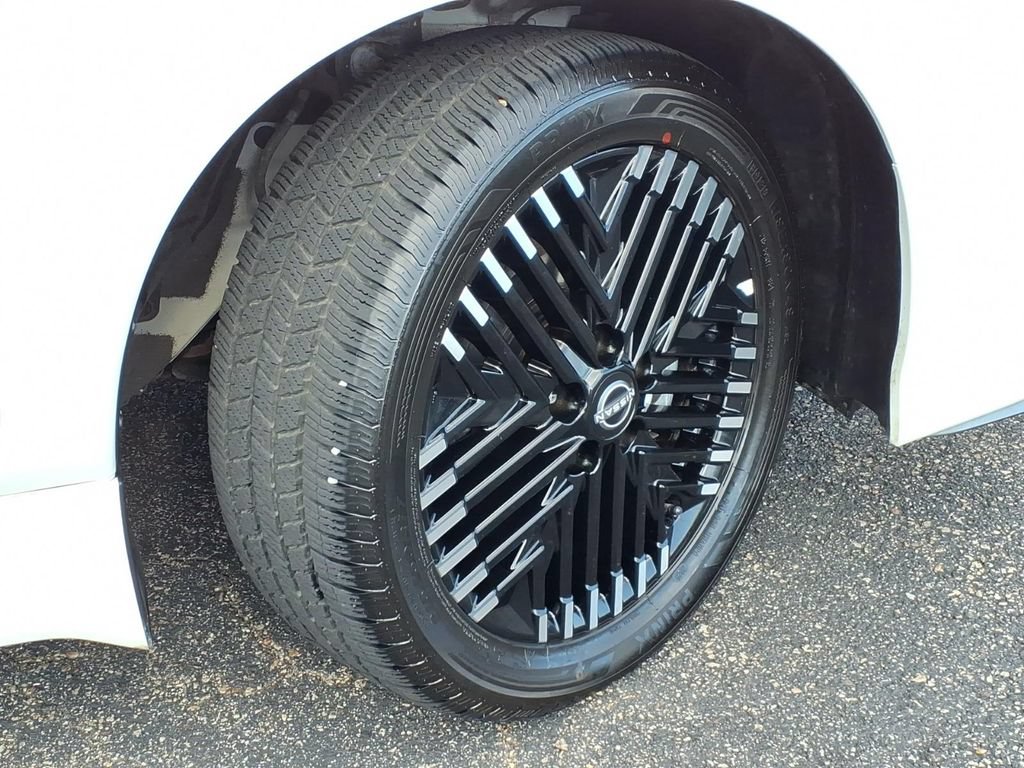 Certified 2025 Nissan Leaf SV Plus FWD image 8