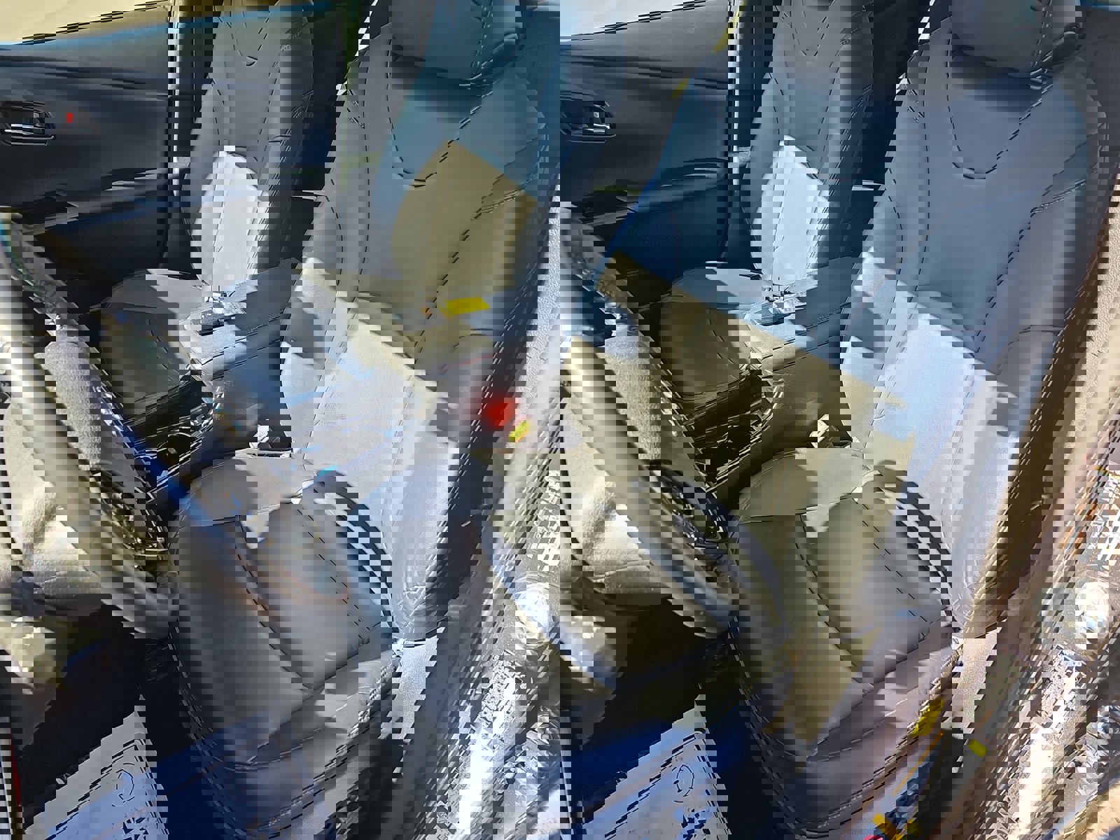 Used 2022 Toyota Prius Limited image 15