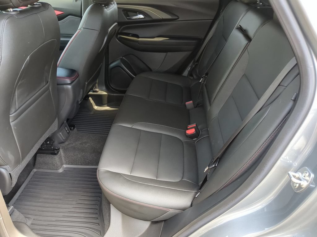 Used 2024 Chevrolet TrailBlazer RS w/ Convenience Package AWD/4WD image 19